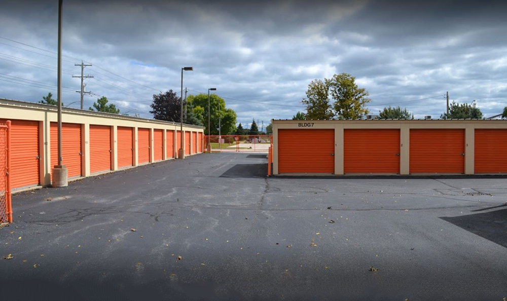 Photos of Oak Creek Storage Facility Storage Rentals of America