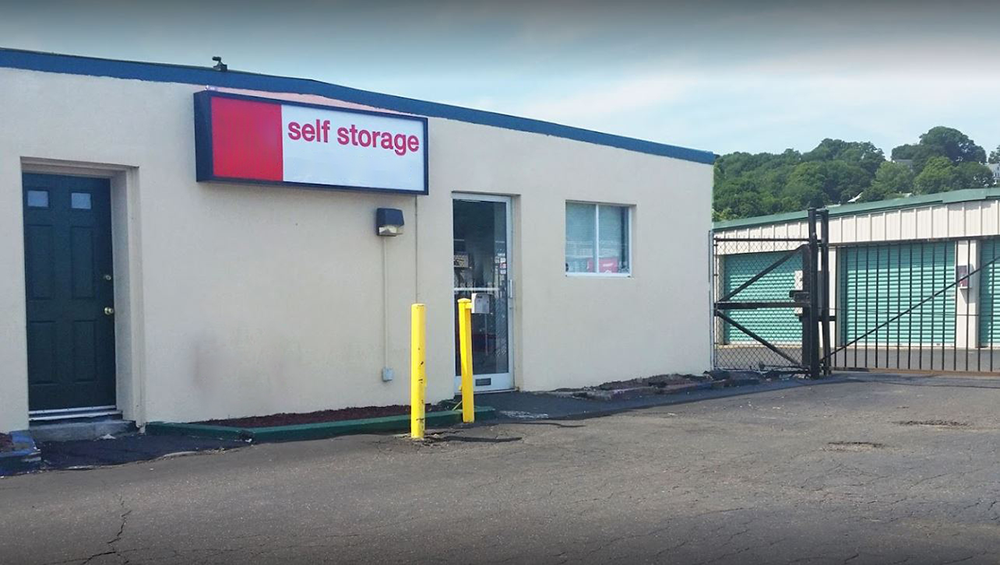 Waterbury Storage Facility Photos Storage Rentals of America
